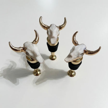 White Longhorn Skull Wine Stopper with Gold Horns